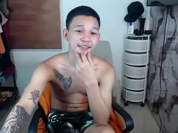 Live show preview for asianhugecock05