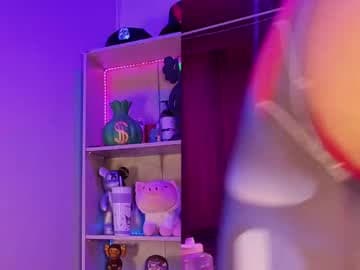 Live show preview for emilykarterr