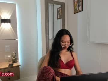 Live show preview for itsyourcassie