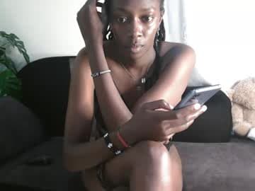 Live show preview for maxxinepetite