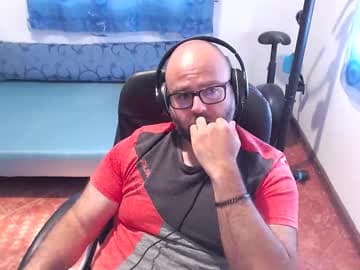 Live show preview for ravingr3d3