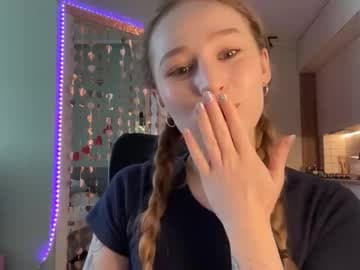 Live show preview for whoisalisa