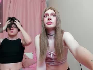 Live show preview for yoi_mika