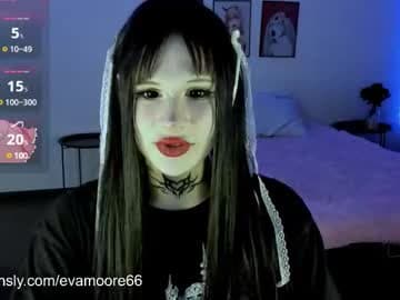 Live show preview for your_little_eva